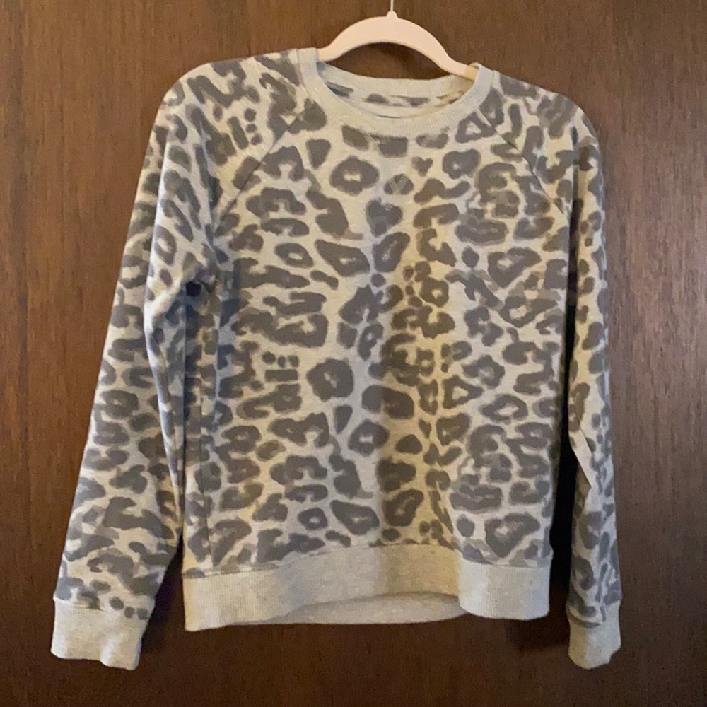 Grey leopard print Lucky Brand sweatshirt Medium